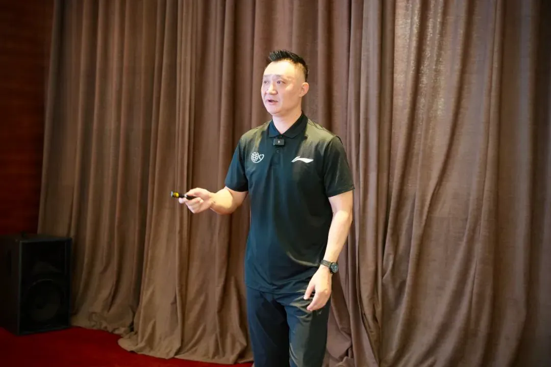 哪里可以找到适合篮球运动员的放松方法?_0
